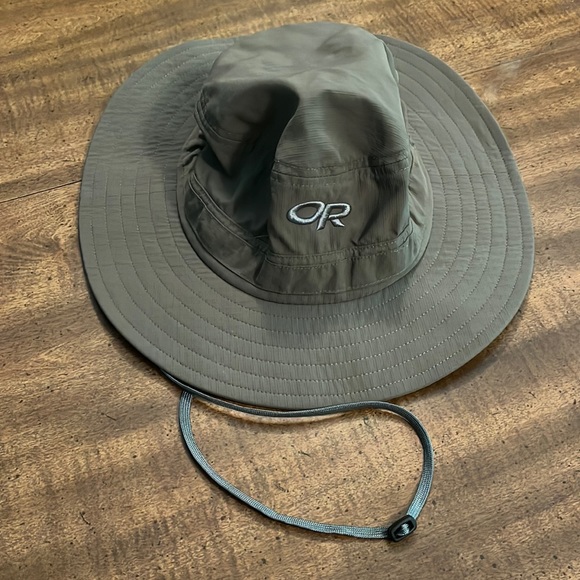 OR sun hat - Picture 1 of 2